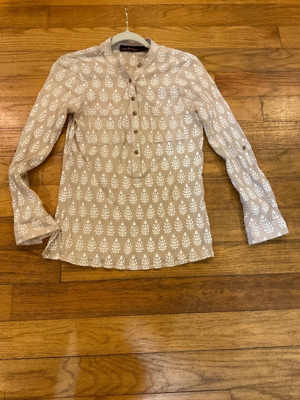 Liza Byrd Small blouse top shirt tunic button roll up sleeve option! Neutral!